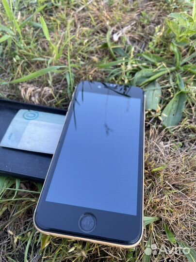 Телефон iPhone 6s