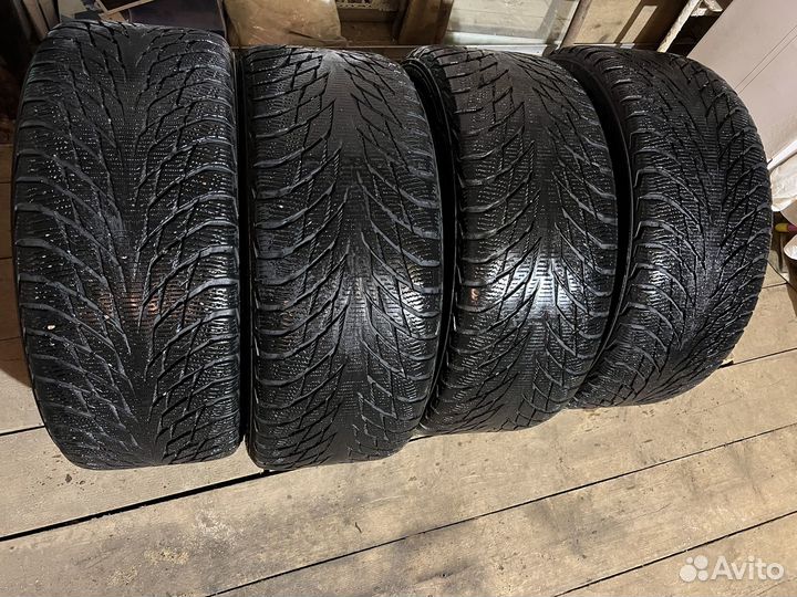 Nokian Tyres Hakkapeliitta R2 245/45 R18