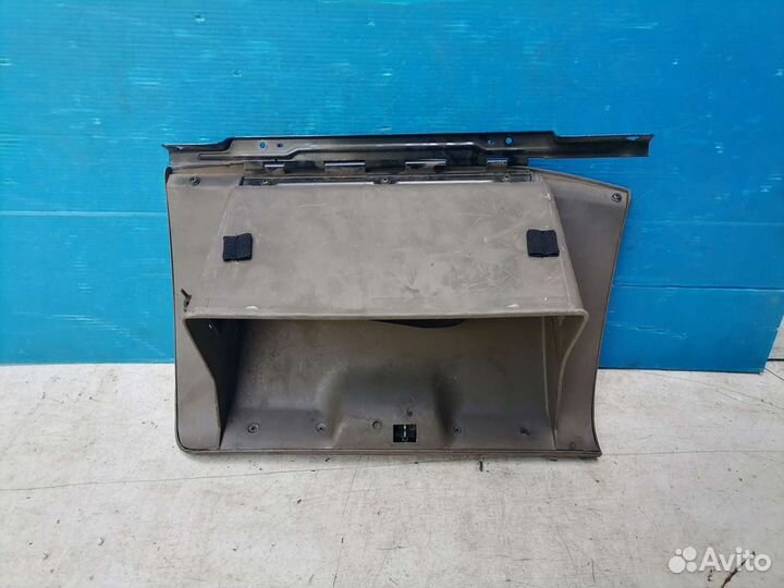 Бардачок Hyundai Sonata 5