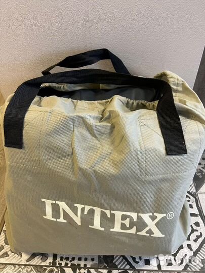 Надувной матрас двуспальный Intex