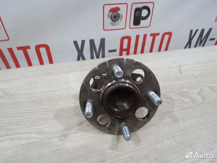 Ступица задняя левая Hyundai Solaris 2