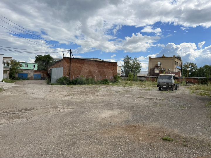 Открытая площадка, 1300 м²