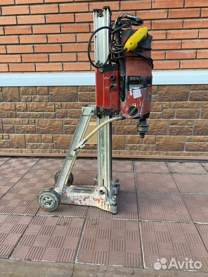 Установка алмазного бурения Hilti DD 200