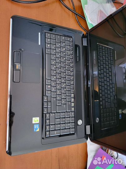 Ноутбук большой 18.4 дюйма