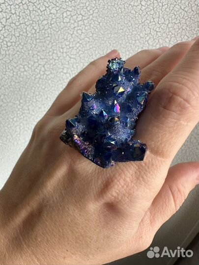 Камни и минералы коллекция