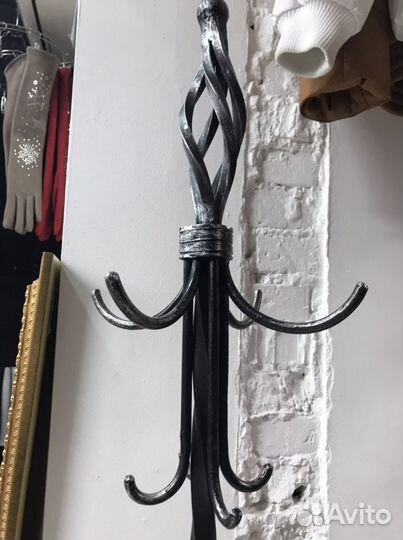 Вешалка для одежды напольная