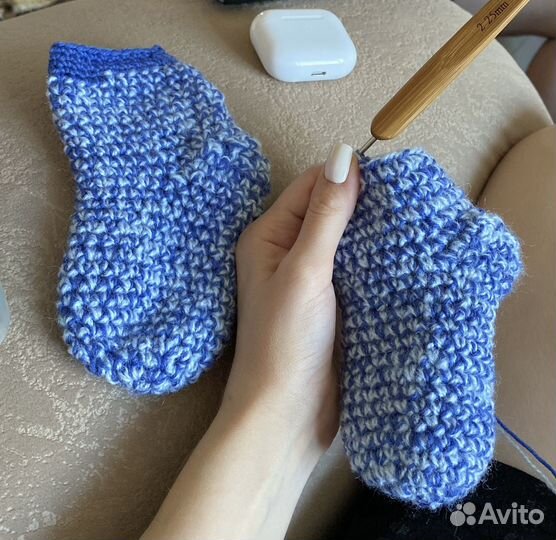 Вяжу пинетки/носочки для малышей