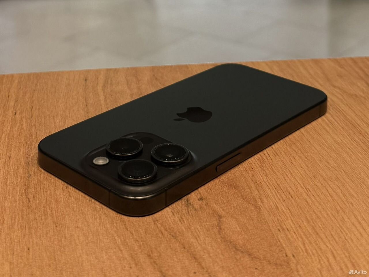 iPhone 15 Pro, 128 ГБ