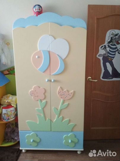 Детская кроватка