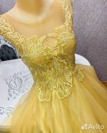 Вечернее желтое платье длинное 44-50