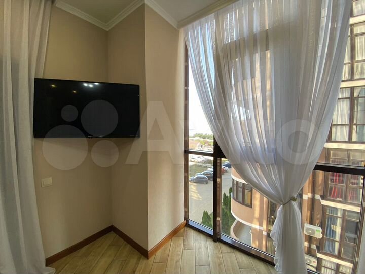 2-к. квартира, 65 м², 3/10 эт.