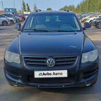 Volkswagen Touareg 2.5 AT, 2008, 323 408 км, с пробегом, цена 880 000 руб.