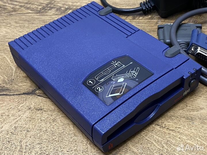 Iomega Zip Drive 100mb накопитель на дискетах