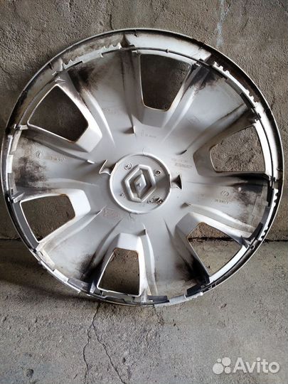 Оригинальный колпак r15 Рено Логан
