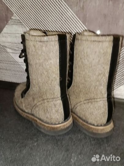 Ботинки войлочные размеры 36,40