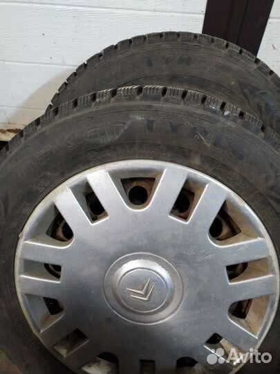 Nokian Tyres 175/65 r14 зимние