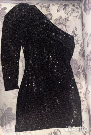Платье zara черное короткое