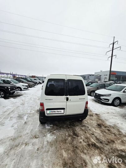 Peugeot Partner 1.4 МТ, 2008, 288 000 км