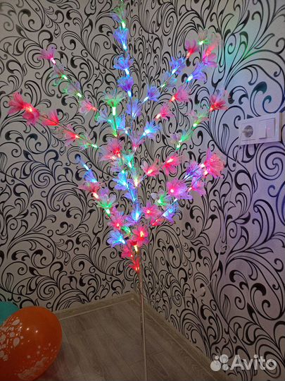 Декоративная светящая веточка