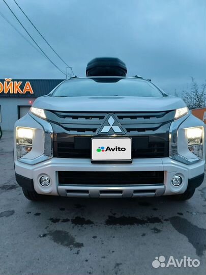 Mitsubishi Xpander Cross 1.5 AT, 2022, 16 000 км