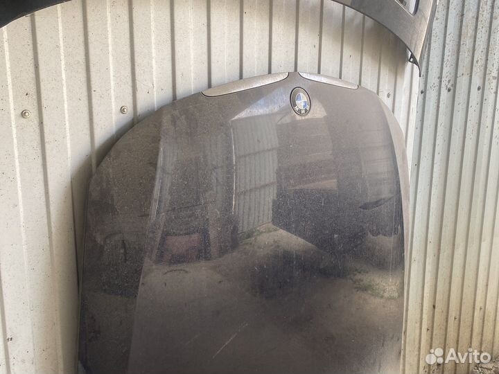 Капот бмв е90/Авторазбор