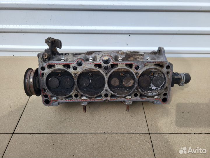 Головка блока цилиндров (гбц) Volkswagen Passat B3
