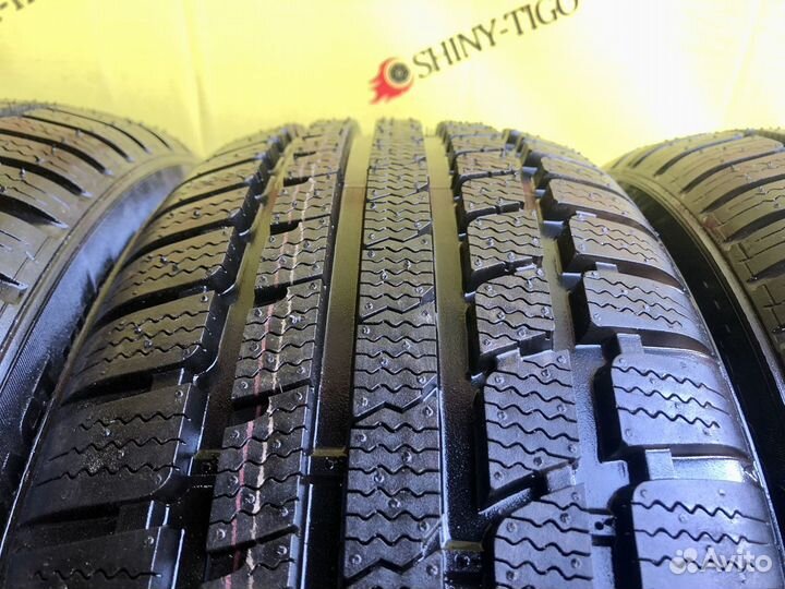 Kumho WinterCraft KW27 205/50 R17 93V