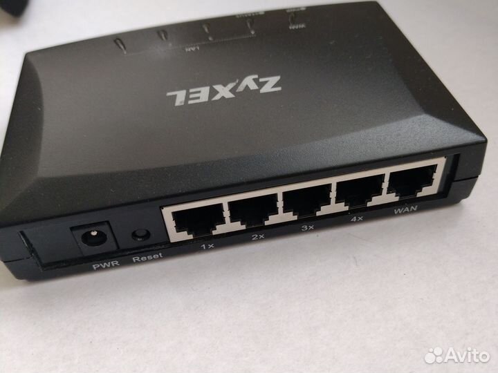 Zyxel ES-305 интернет центр роутер с vlan