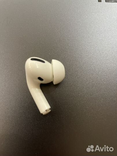 Левый наушник airpods pro 1