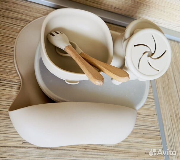 Детская посуда для кормления силиконовая