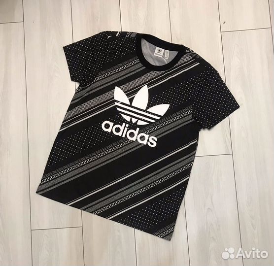 Футболка Adidas