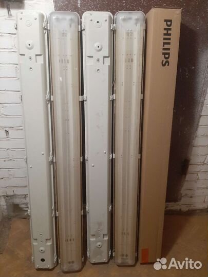 Светильник закрытый на 2 лампы