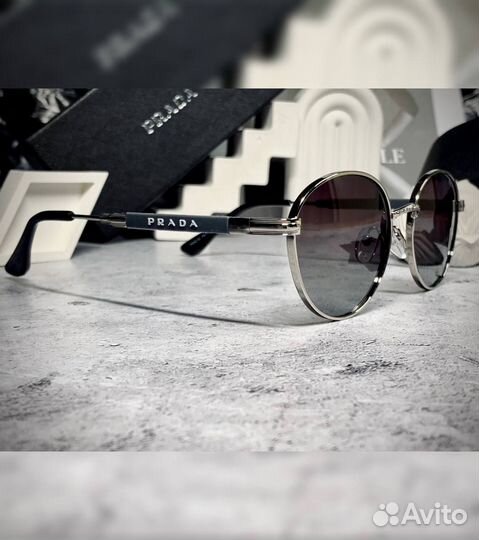 Солнцезащитные очки prada 527/S