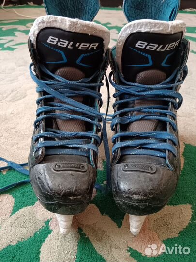 Хоккейные коньки bauer