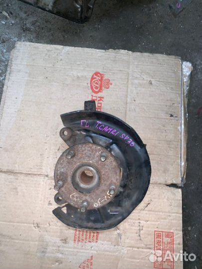 Ступица передняя левая Toyota Camry ACV30