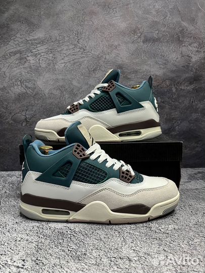 Nike air jordan 4 retro