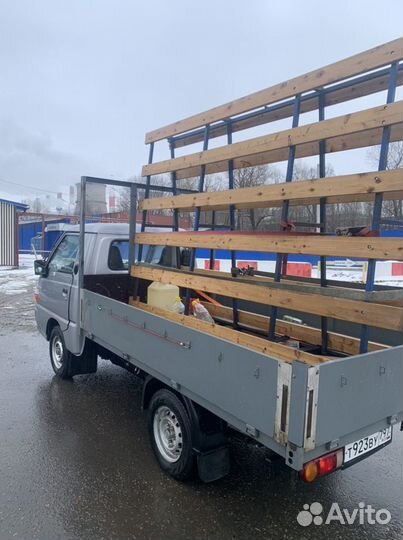 Доставка.Пирамида.Стекло.Камень.Продажа стекла