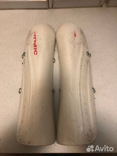 Защита голени Atomic