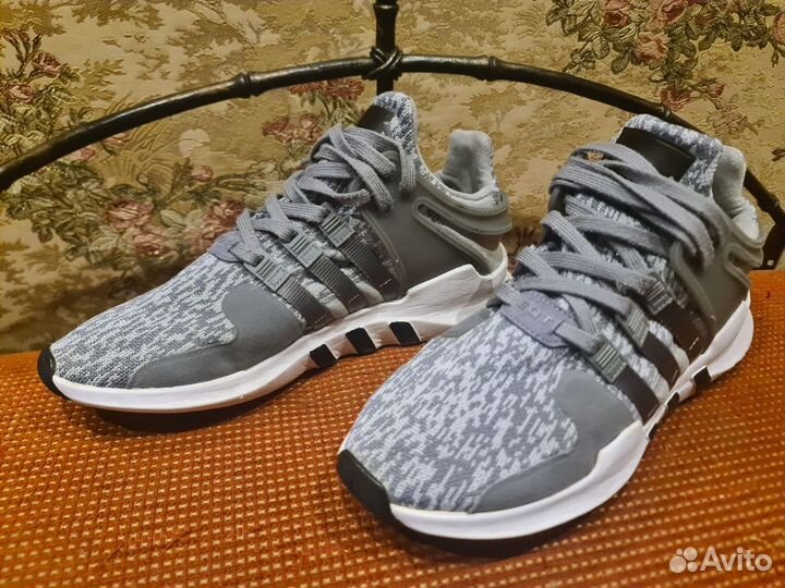 Кроссовки adidas