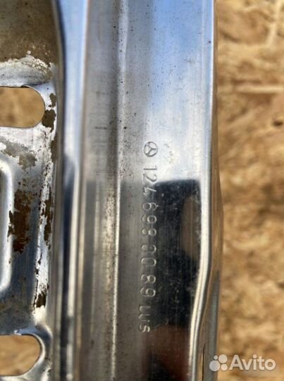 Порог багажника Mercedes E-Class W124