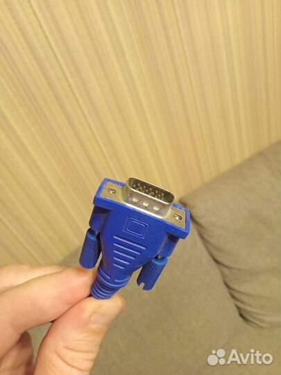 Монитор LG 22