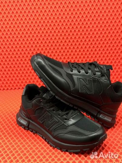 New Balance: мужские, черные кроссовки, 41-46