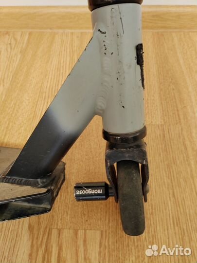 Трюковой самокат Mongoose rise 100PRO. Б/у