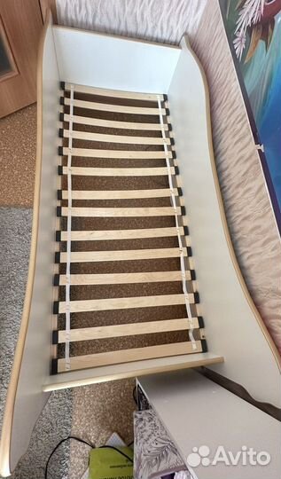 Детская кровать карета