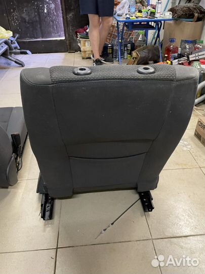 Передние сидения на Wolksvagen Tuareg