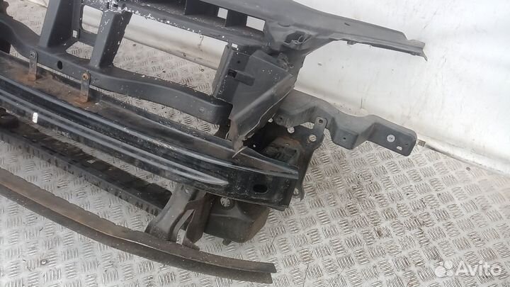 Передняя панель крепления облицовки (телевизор) vo