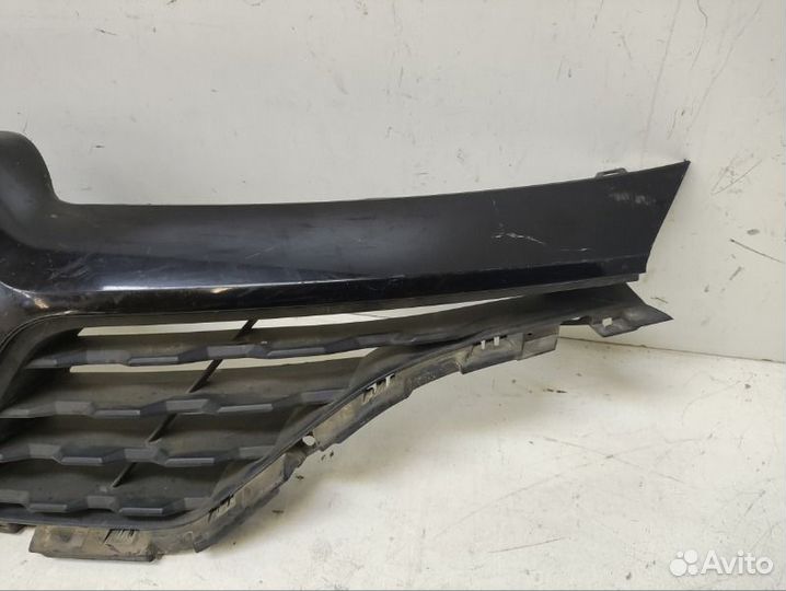 Решетка радиатора Renault Kaptur 1 2016