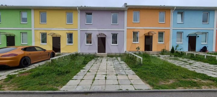 Таунхаус 70 м² на участке 1 сот.