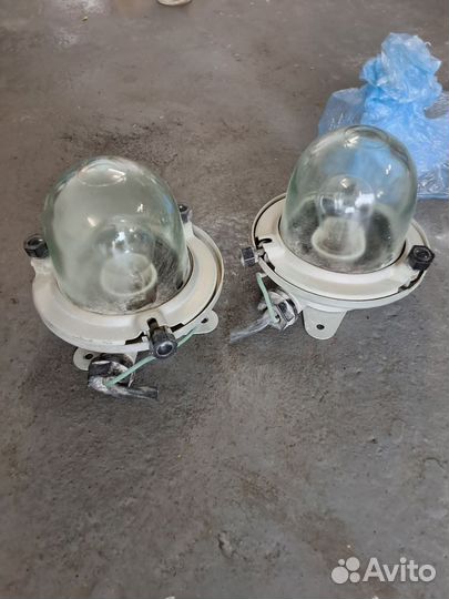 Светильник настенный бу