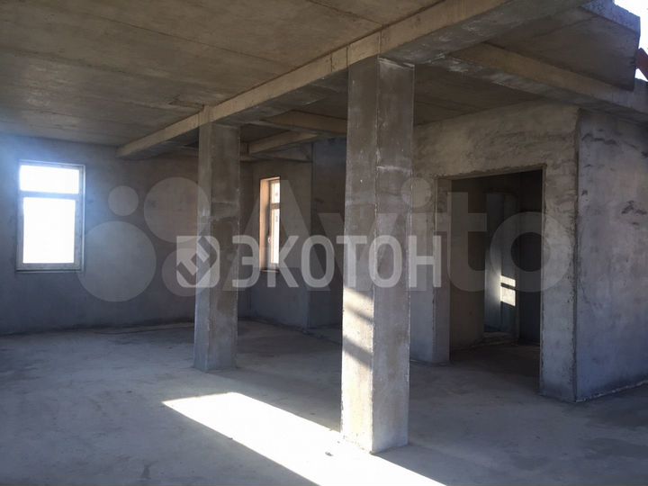 Коттедж 270 м² на участке 18 сот.